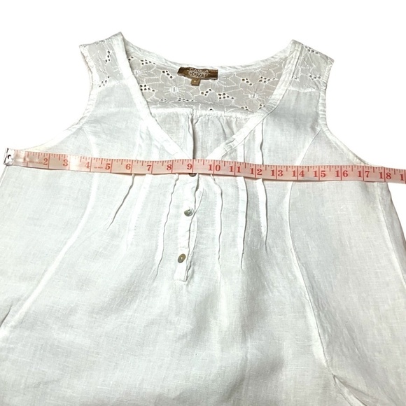 Elegant White Sleeveless Mini Dress - Picture 4 of 5